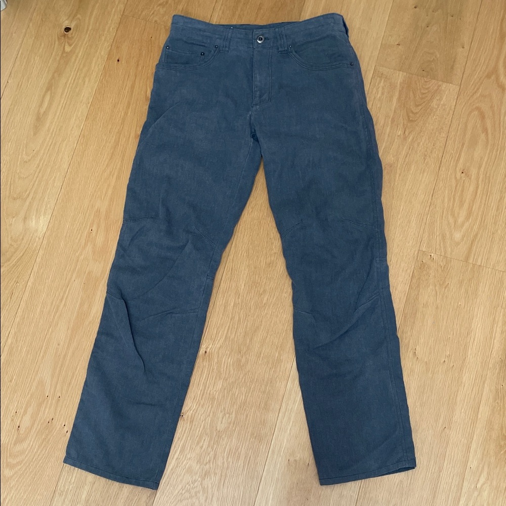 Patagonia Men's Blue Chinos